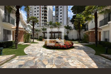 Casa à venda com 190m², 3 quartos e 2 vagas Casa à venda com 190m², 3 quartos e 2 vagasArea Comum