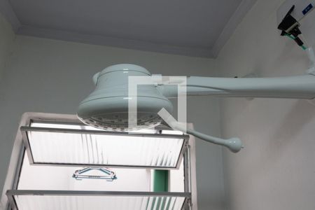 Banheiro de casa para alugar com 1 quarto, 30m² em Caxingui, São Paulo