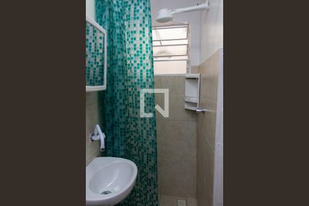 Banheiro de casa para alugar com 1 quarto, 30m² em Caxingui, São Paulo