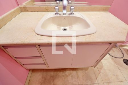 Apartamento para alugar com 309m², 4 quartos e 4 vagasSuíte 1 - Banheiro do Quarto 1