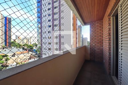 Apartamento para alugar com 309m², 4 quartos e 4 vagasSuíte 3 - Varanda do Quarto 3
