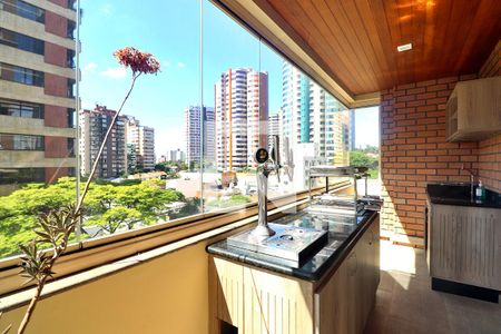 Apartamento para alugar com 309m², 4 quartos e 4 vagasVaranda