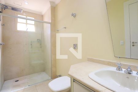 Apartamento para alugar com 309m², 4 quartos e 4 vagasSuíte 2 - Banheiro do Quarto 2