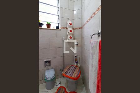 Apartamento à venda com 67m², 2 quartos e sem vaga Apartamento à venda com 67m², 2 quartos e sem vagaDetalhe do banheiro social