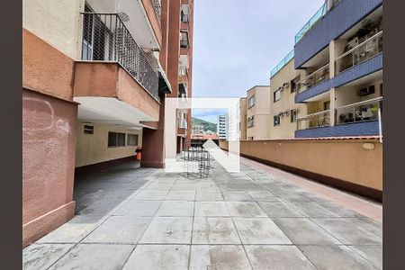 Apartamento à venda com 78m², 2 quartos e 1 vagaÁrea comum