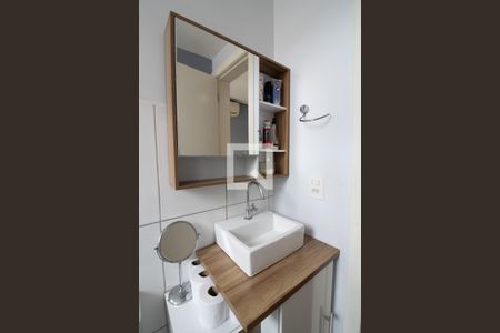 Apartamento à venda com 60m², 3 quartos e 1 vaga Apartamento à venda com 60m², 3 quartos e 1 vagaBanheiro da Suíte