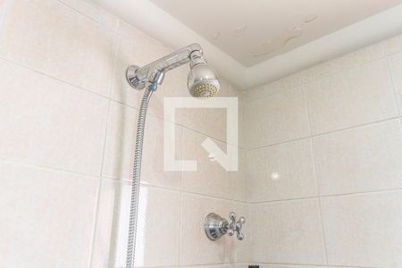 Apartamento à venda com 92m², 2 quartos e 2 vagasBanheiro da Suíte