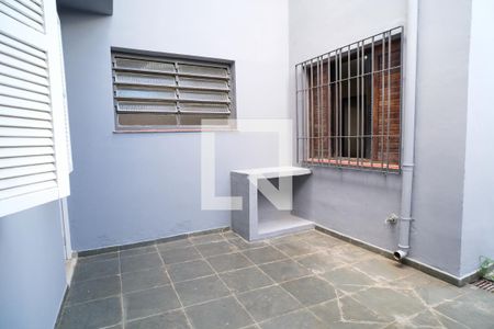 Casa à venda com 155m², 4 quartos e 2 vagas Casa à venda com 155m², 4 quartos e 2 vagasQuintal