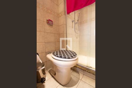Apartamento à venda com 163m², 3 quartos e 2 vagas Apartamento à venda com 163m², 3 quartos e 2 vagasBanheiro