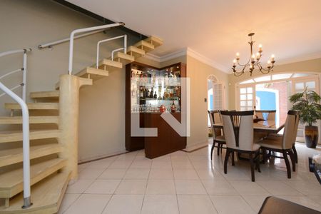 Casa à venda com 500m², 4 quartos e 3 vagasSala de Jantar