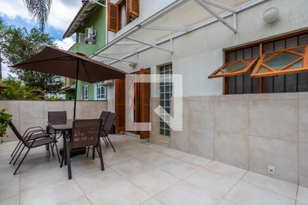 Casa de condomínio à venda com 170m², 3 quartos e 1 vaga Casa de condomínio à venda com 170m², 3 quartos e 1 vagaÁrea externa