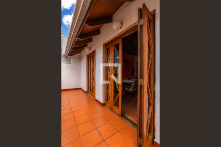 Casa de condomínio à venda com 170m², 3 quartos e 1 vaga Casa de condomínio à venda com 170m², 3 quartos e 1 vagaVaranda 2