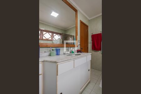 Casa de condomínio à venda com 170m², 3 quartos e 1 vaga Casa de condomínio à venda com 170m², 3 quartos e 1 vagaBanheiro da Suíte