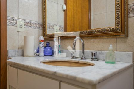 Casa de condomínio à venda com 170m², 3 quartos e 1 vaga Casa de condomínio à venda com 170m², 3 quartos e 1 vagaBanheiro Social