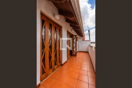 Casa de condomínio à venda com 170m², 3 quartos e 1 vaga Casa de condomínio à venda com 170m², 3 quartos e 1 vagaVaranda 2