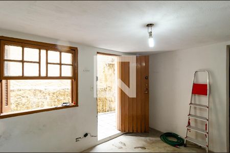 Casa à venda com 300m², 3 quartos e 1 vaga Casa à venda com 300m², 3 quartos e 1 vagaPorão