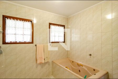 Casa à venda com 300m², 3 quartos e 1 vaga Casa à venda com 300m², 3 quartos e 1 vagaBanheiro Social 2