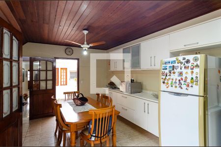Casa à venda com 300m², 3 quartos e 1 vaga Casa à venda com 300m², 3 quartos e 1 vagaCozinha