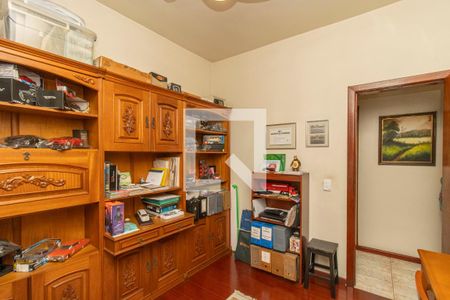 Apartamento à venda com 176m², 3 quartos e 2 vagas Apartamento à venda com 176m², 3 quartos e 2 vagasQuarto 2