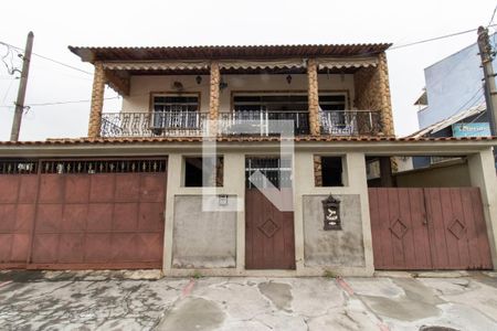 Apartamento à venda com 176m², 3 quartos e 2 vagas Apartamento à venda com 176m², 3 quartos e 2 vagasFachada