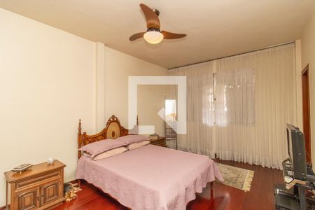 Apartamento à venda com 176m², 3 quartos e 2 vagas Apartamento à venda com 176m², 3 quartos e 2 vagasSuíte