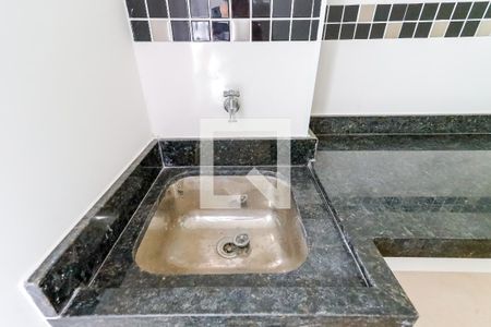 Apartamento para alugar com 43m², 2 quartos e sem vaga Apartamento para alugar com 43m², 2 quartos e sem vagaCozinha e Área de Serviço