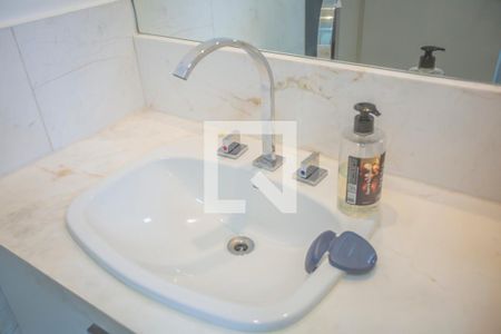 Apartamento à venda com 97m², 4 quartos e 2 vagas Apartamento à venda com 97m², 4 quartos e 2 vagasBanheiro 2