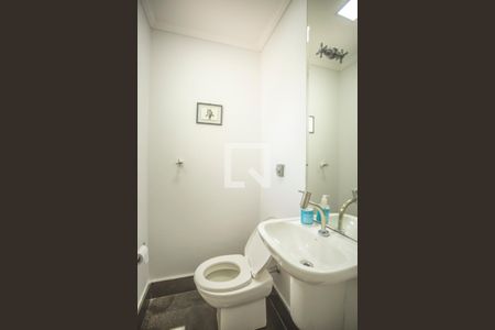 Apartamento à venda com 97m², 4 quartos e 2 vagas Apartamento à venda com 97m², 4 quartos e 2 vagasLavabo