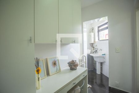 Apartamento à venda com 97m², 4 quartos e 2 vagas Apartamento à venda com 97m², 4 quartos e 2 vagasQuarto 4 - reversível