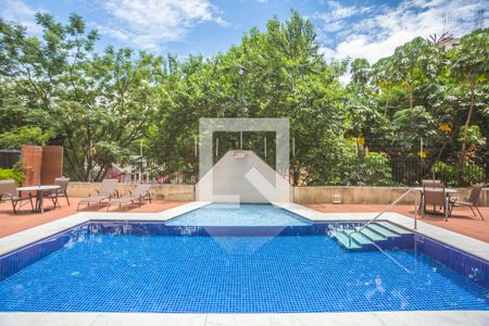 Apartamento à venda com 97m², 4 quartos e 2 vagas Apartamento à venda com 97m², 4 quartos e 2 vagasÁrea comum - Piscina