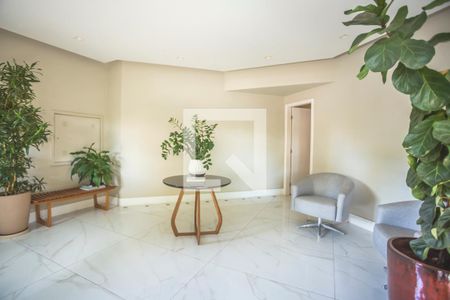 Apartamento à venda com 97m², 4 quartos e 2 vagas Apartamento à venda com 97m², 4 quartos e 2 vagasHall social