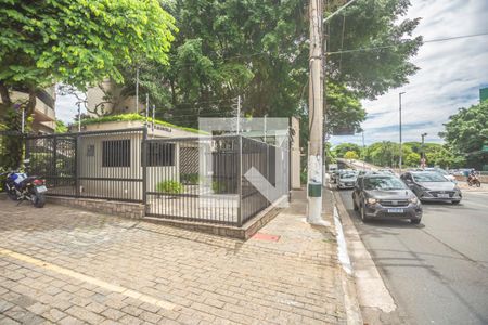 Apartamento à venda com 97m², 4 quartos e 2 vagas Apartamento à venda com 97m², 4 quartos e 2 vagasFachada