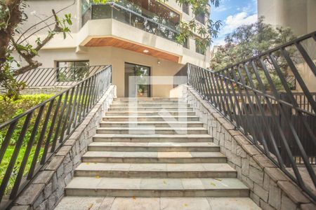 Apartamento à venda com 97m², 4 quartos e 2 vagas Apartamento à venda com 97m², 4 quartos e 2 vagasHall de Entrada