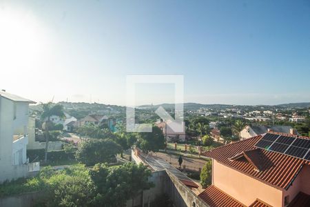 Casa à venda com 300m², 4 quartos e 2 vagas Casa à venda com 300m², 4 quartos e 2 vagasVista