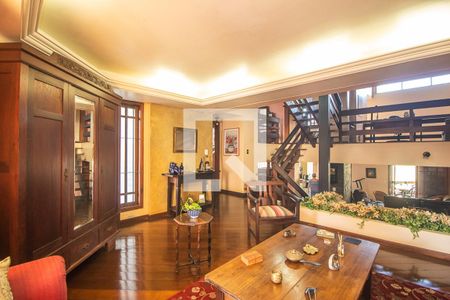 Casa à venda com 300m², 4 quartos e 2 vagas Casa à venda com 300m², 4 quartos e 2 vagasSala 2