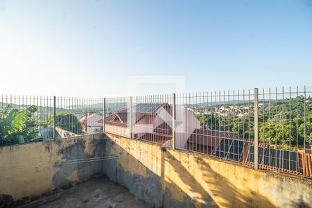 Casa à venda com 300m², 4 quartos e 2 vagas Casa à venda com 300m², 4 quartos e 2 vagasVaranda