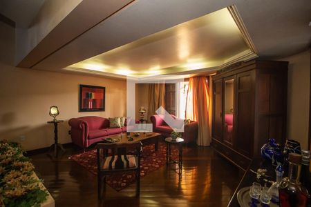 Casa à venda com 300m², 4 quartos e 2 vagas Casa à venda com 300m², 4 quartos e 2 vagasSala 2