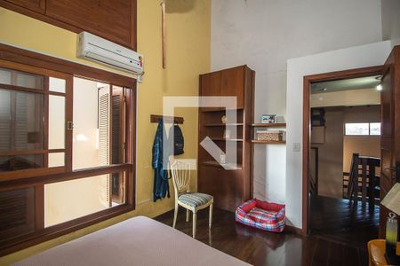 Casa à venda com 300m², 4 quartos e 2 vagas Casa à venda com 300m², 4 quartos e 2 vagasQuarto