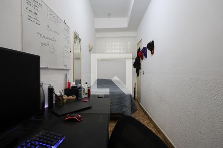 Casa à venda com 280m², 2 quartos e 2 vagas Casa à venda com 280m², 2 quartos e 2 vagasEscritório