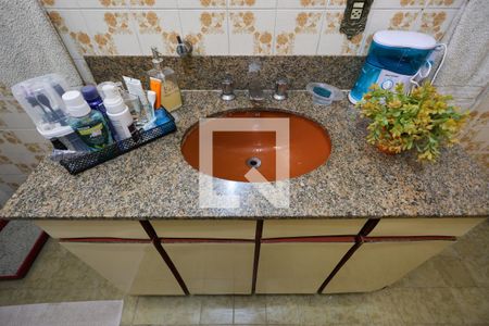 Casa à venda com 280m², 2 quartos e 2 vagas Casa à venda com 280m², 2 quartos e 2 vagasBanheiro