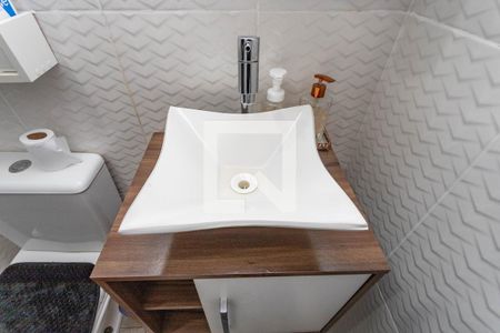 Apartamento à venda com 49m², 2 quartos e 1 vaga Apartamento à venda com 49m², 2 quartos e 1 vagaBanheiro