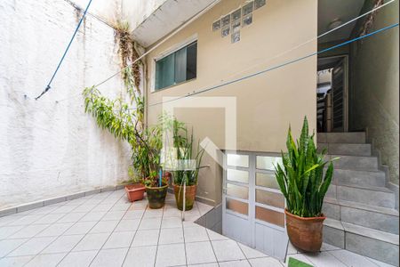 Casa à venda com 231m², 3 quartos e 3 vagasQuintal Fundos