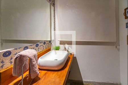 Casa à venda com 231m², 3 quartos e 3 vagasLavabo