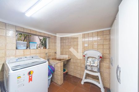 Casa à venda com 231m², 3 quartos e 3 vagasÁrea de Serviço