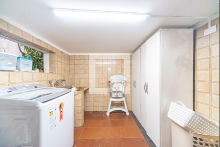 Casa à venda com 231m², 3 quartos e 3 vagasÁrea de Serviço