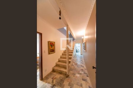 Casa à venda com 231m², 3 quartos e 3 vagasHall da Escada