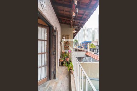 Casa à venda com 231m², 3 quartos e 3 vagasVaranda da Sala de TV