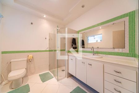 Casa à venda com 231m², 3 quartos e 3 vagasBanheiro Social