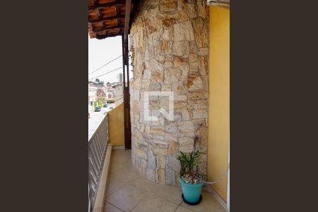 Casa à venda com 210m², 4 quartos e 2 vagas Casa à venda com 210m², 4 quartos e 2 vagasSacada