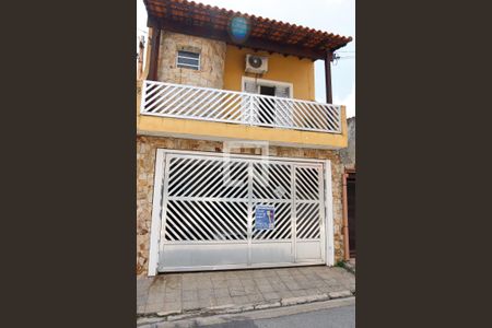 Casa à venda com 210m², 4 quartos e 2 vagas Casa à venda com 210m², 4 quartos e 2 vagasfrente